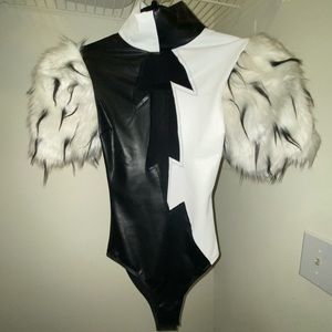 Forplay Cruella Halloween Custume with wig